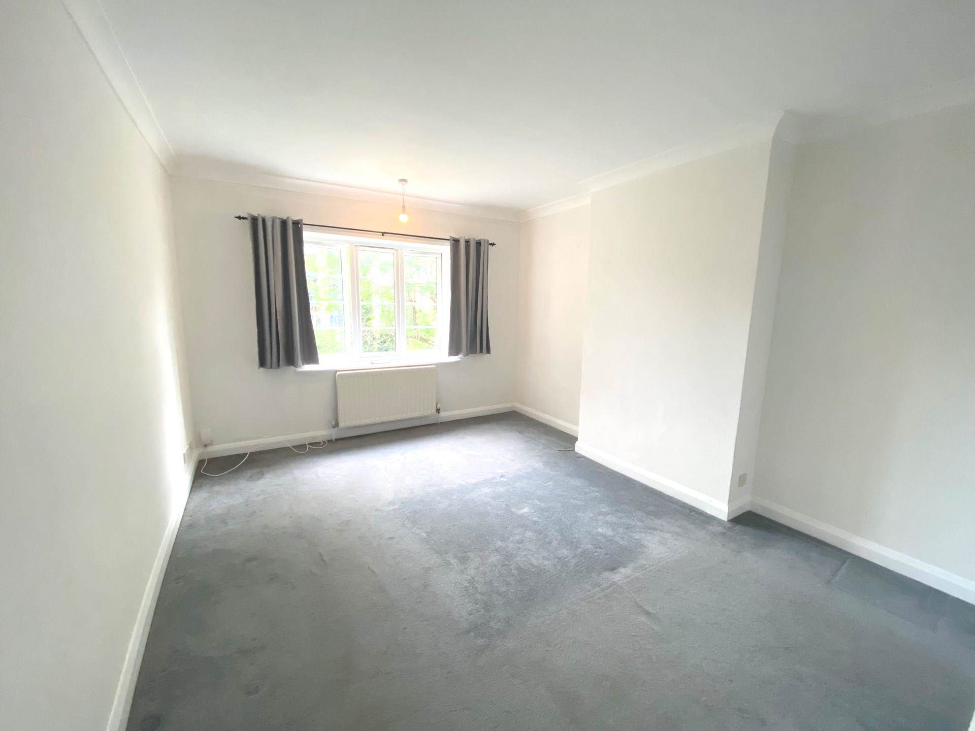 Hollywood Court, Elstree, Image 7
