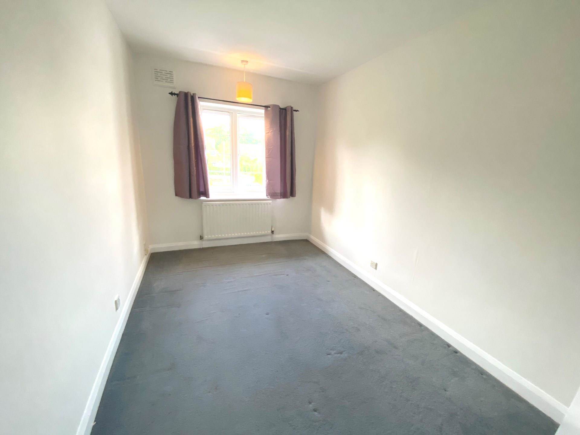 Hollywood Court, Elstree, Image 9