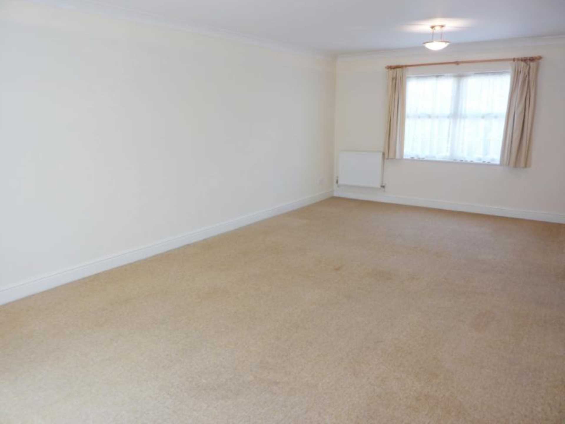 High Street, Edgware, Image 2