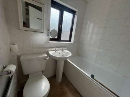 Rodgers Close, Elstree, Image 2