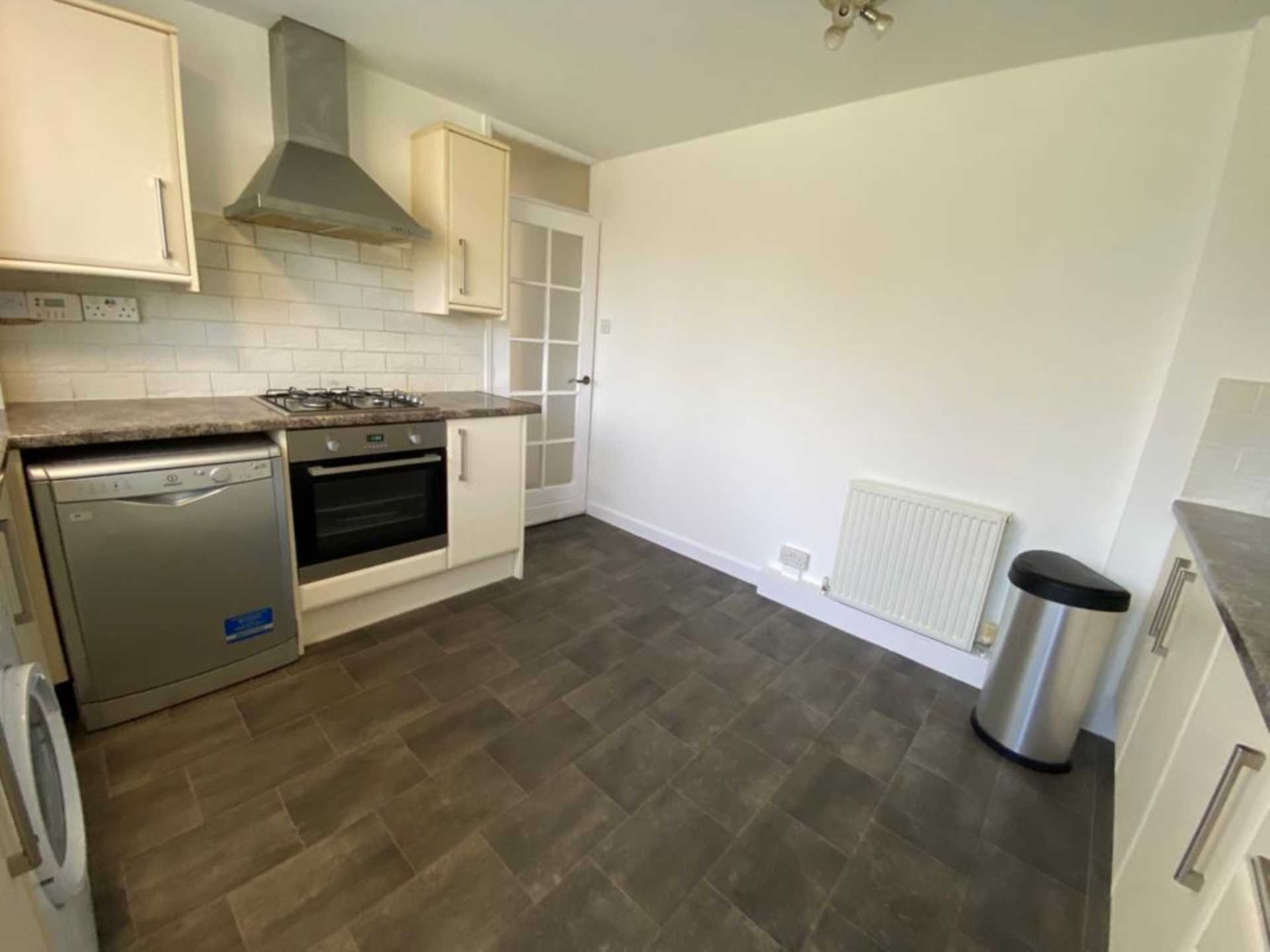 Fir Tree Court, Elstree, Image 6