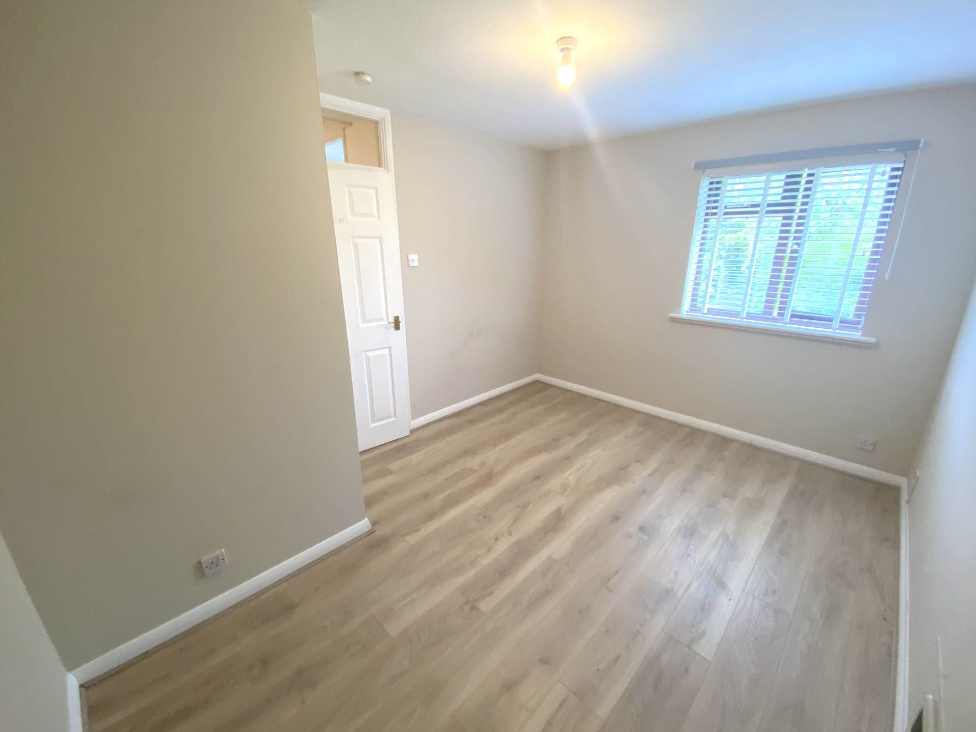 Kelly Court, Borehamwood, Image 7