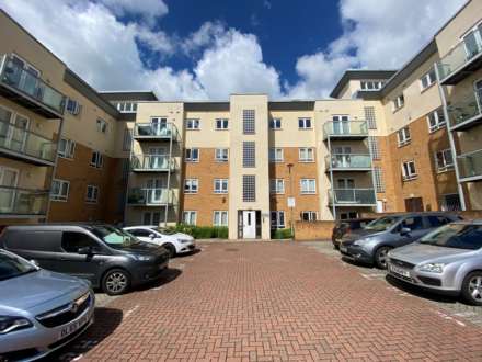 Taylor Court, Todd Close, Borehamwood, Image 1