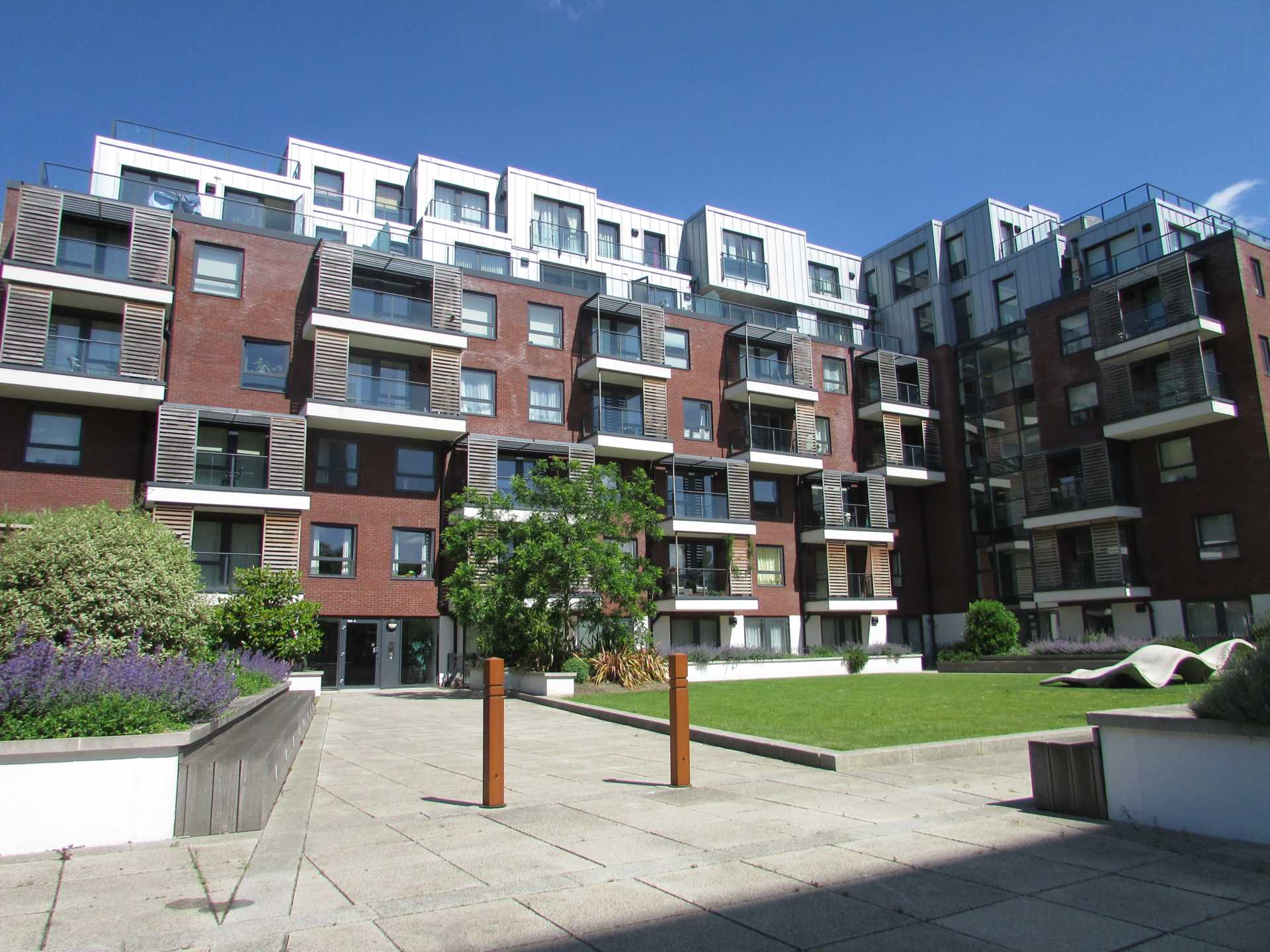 Green Lane, Edgware, Image 1