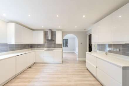 Gills Hill Lane, Radlett, Image 3