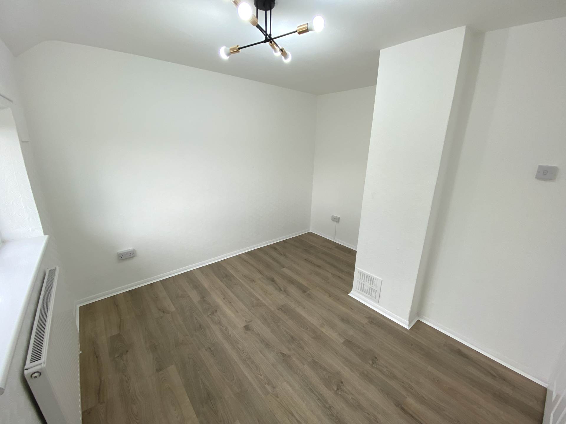 Theobald Street, Borehamwood, Image 10