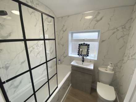 Theobald Street, Borehamwood, Image 11