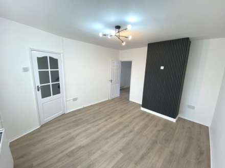 Theobald Street, Borehamwood, Image 2