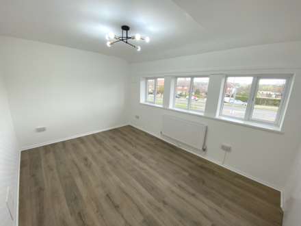 Theobald Street, Borehamwood, Image 7