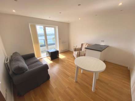 Shearwater Drive, Hendon, Image 5