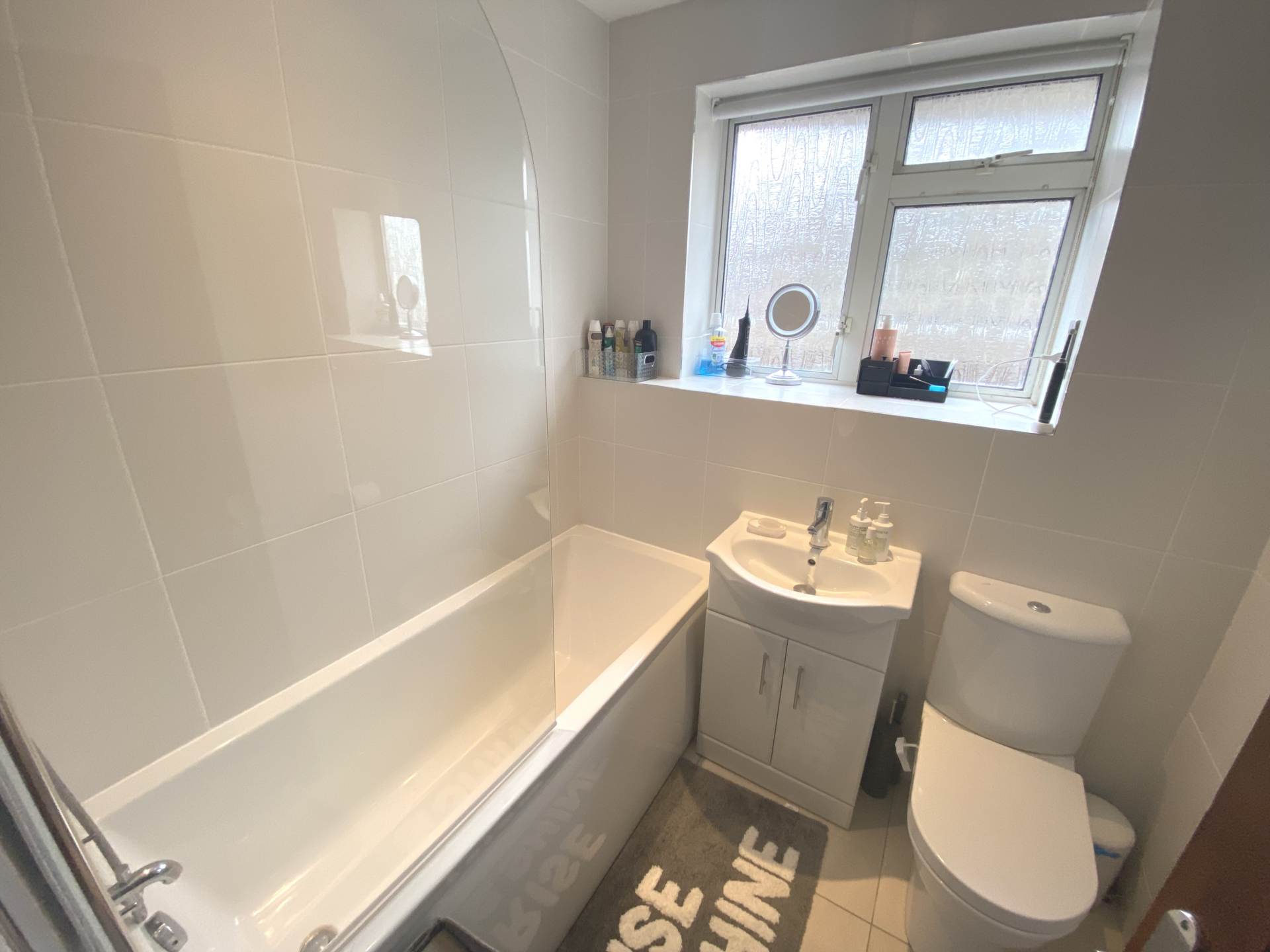 Clare Close, Elstree, Image 15