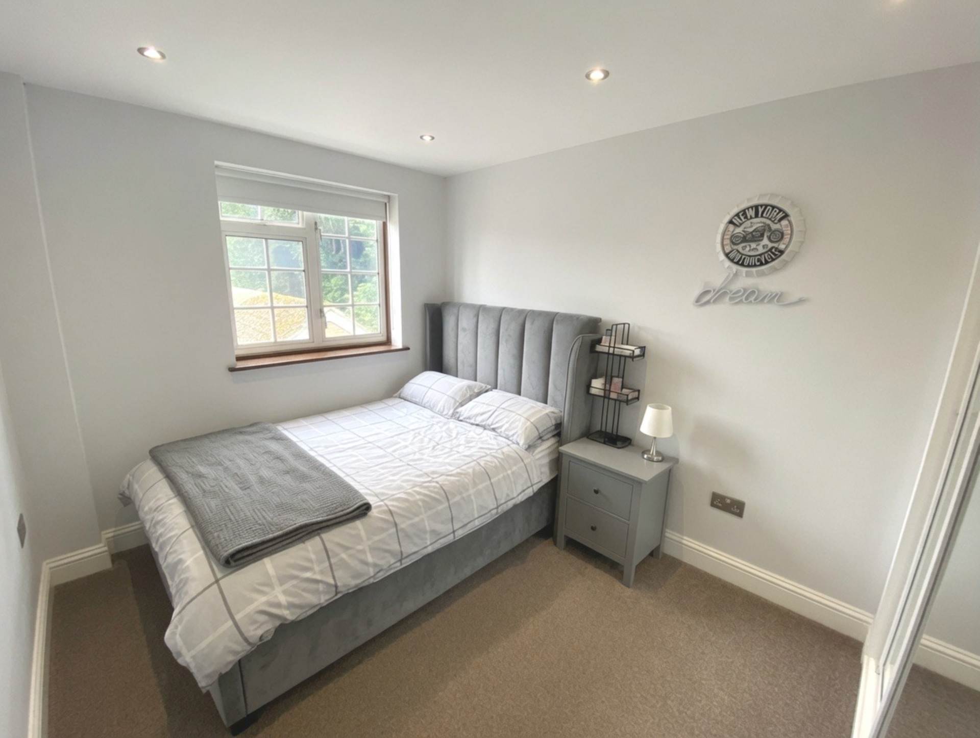 Clare Close, Elstree, Image 16