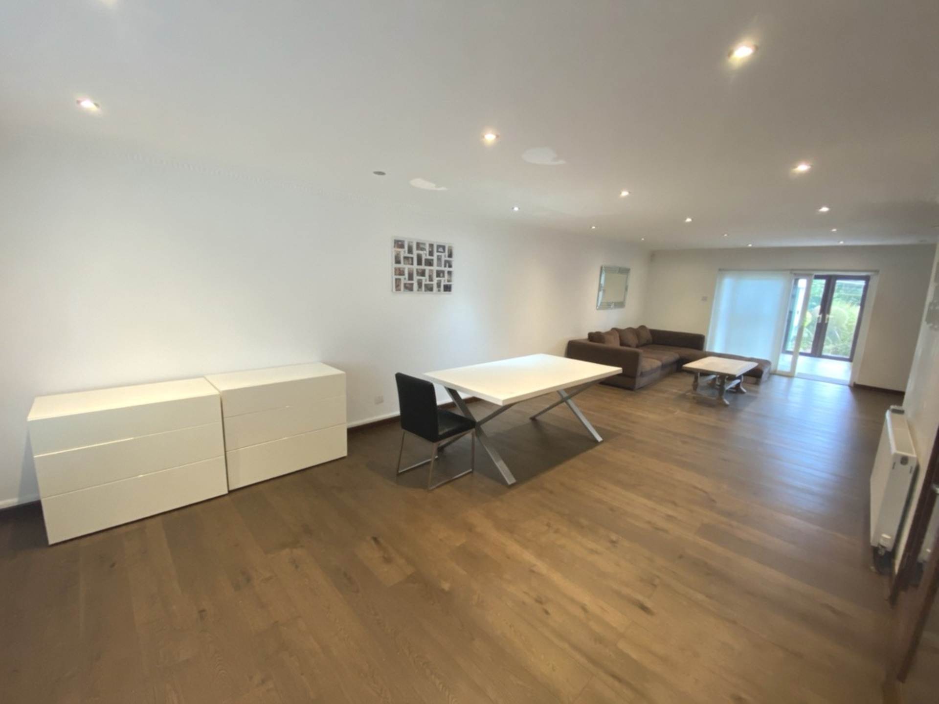 Clare Close, Elstree, Image 3