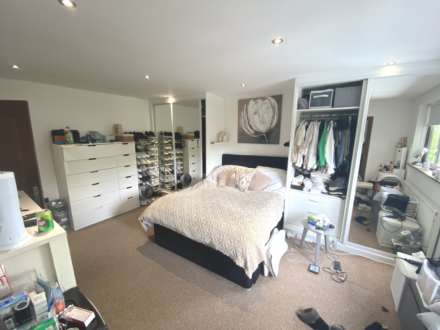 Clare Close, Elstree, Image 12