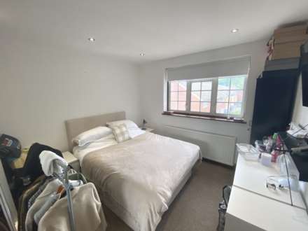 Clare Close, Elstree, Image 18