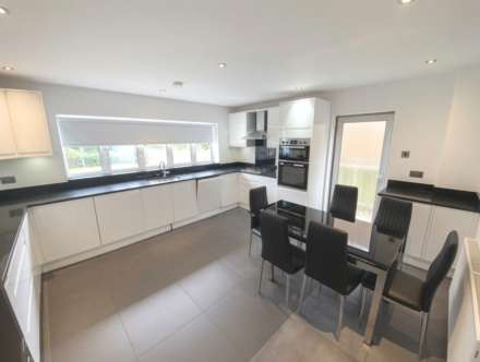 Clare Close, Elstree, Image 8