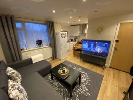 Property For Rent Park Road (1 Bed), Hendon, London