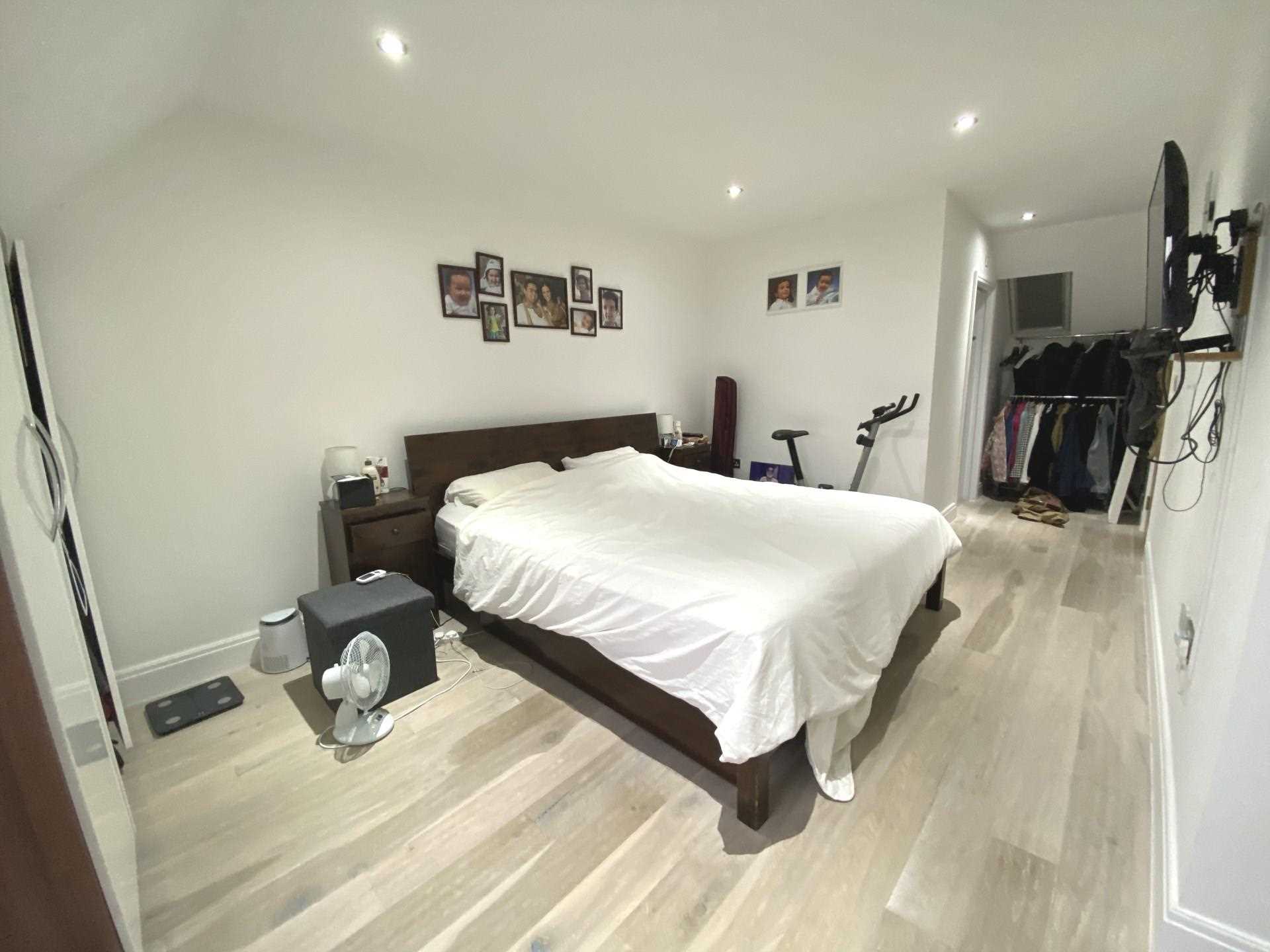 Watford Road, Elstree, Image 12