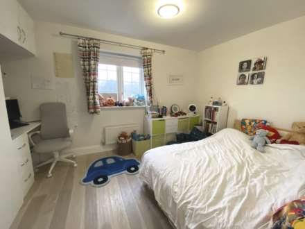 Watford Road, Elstree, Image 18