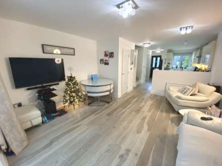 Watford Road, Elstree, Image 2