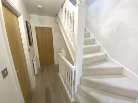 Watford Road, Elstree, Image 20