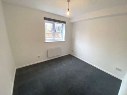 Romeland Court, High Street, Elstree, Image 5