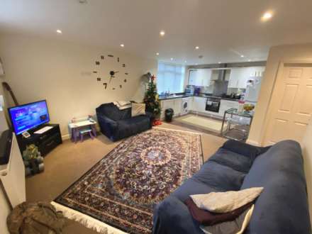 1 Bedroom Maisonette, Wansford Park, Borehamwood