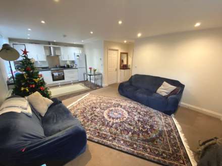 Wansford Park, Borehamwood, Image 2