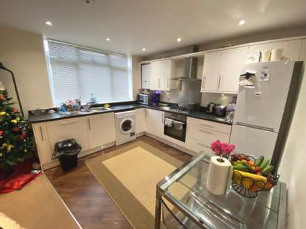 Wansford Park, Borehamwood, Image 4