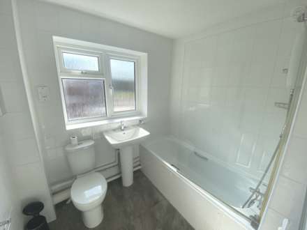 Bridge Court, Radlett, Image 6