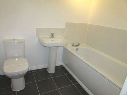 Gemini Park, Manor Way, Image 4