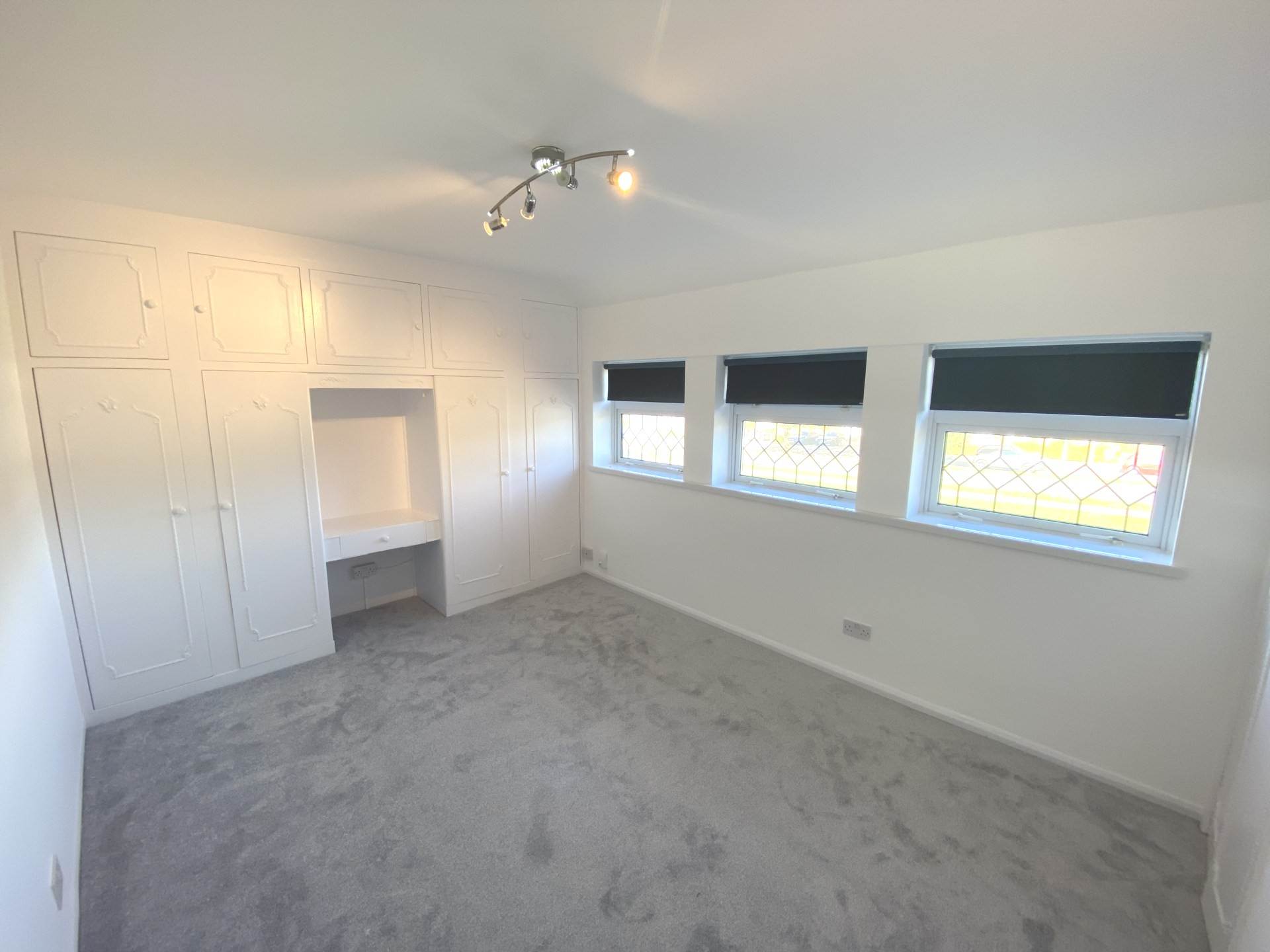 Theobald Street, Borehamwood, Image 8