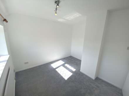 Theobald Street, Borehamwood, Image 13