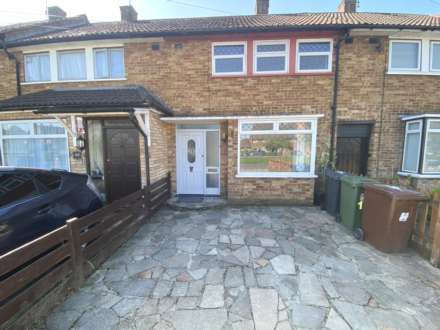 Theobald Street, Borehamwood, Image 15