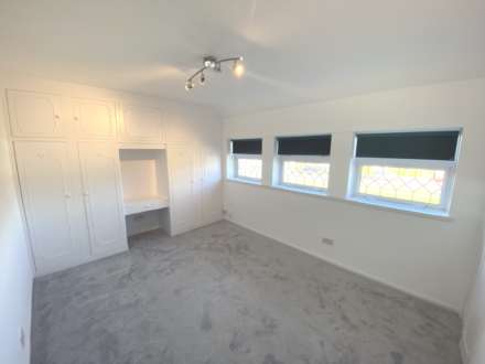 Theobald Street, Borehamwood, Image 8