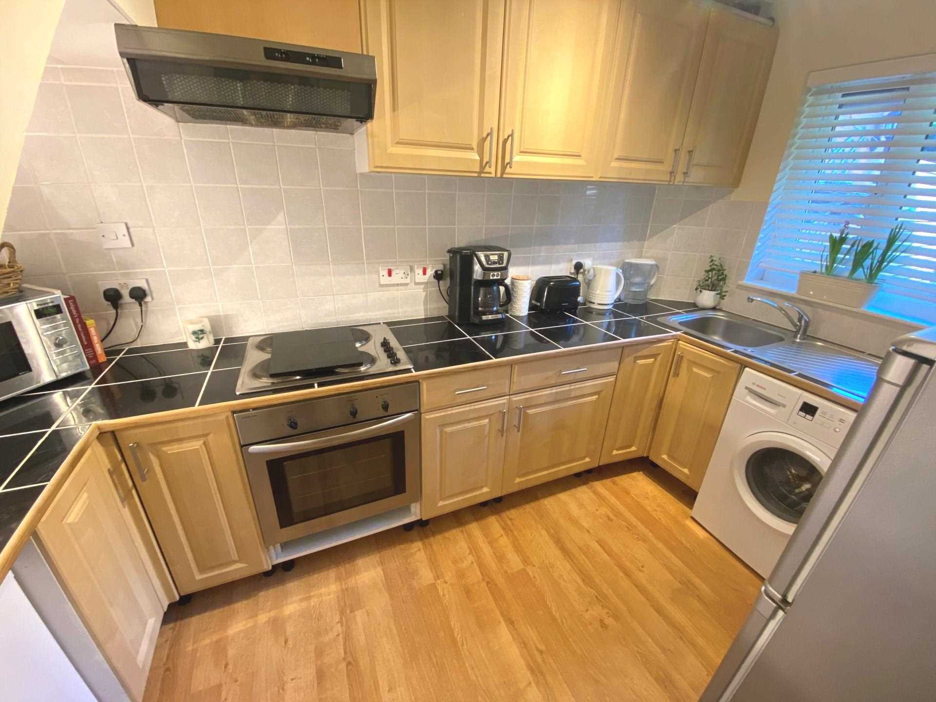 Britten Close, Elstree, Image 4