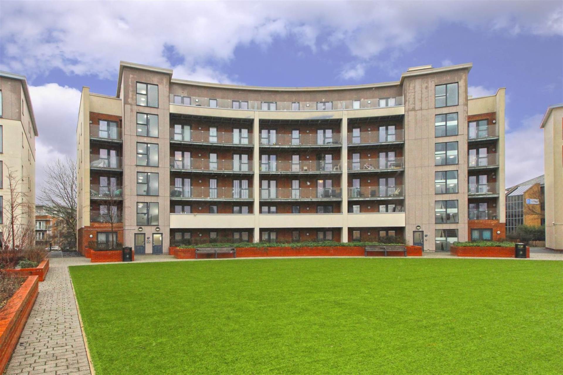 Manor Way, Borehamwood, Image 1