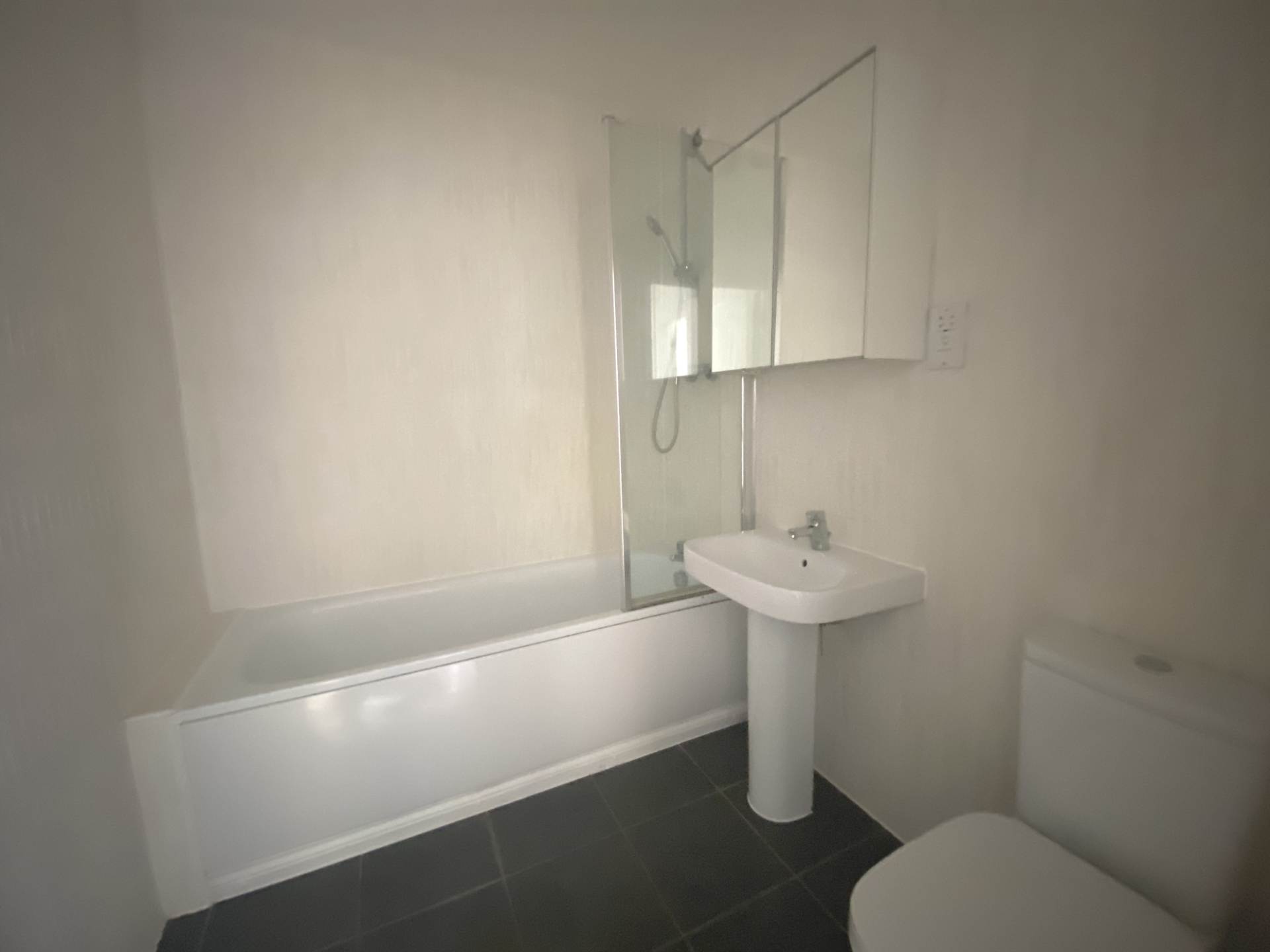 Manor Way, Borehamwood, Image 10