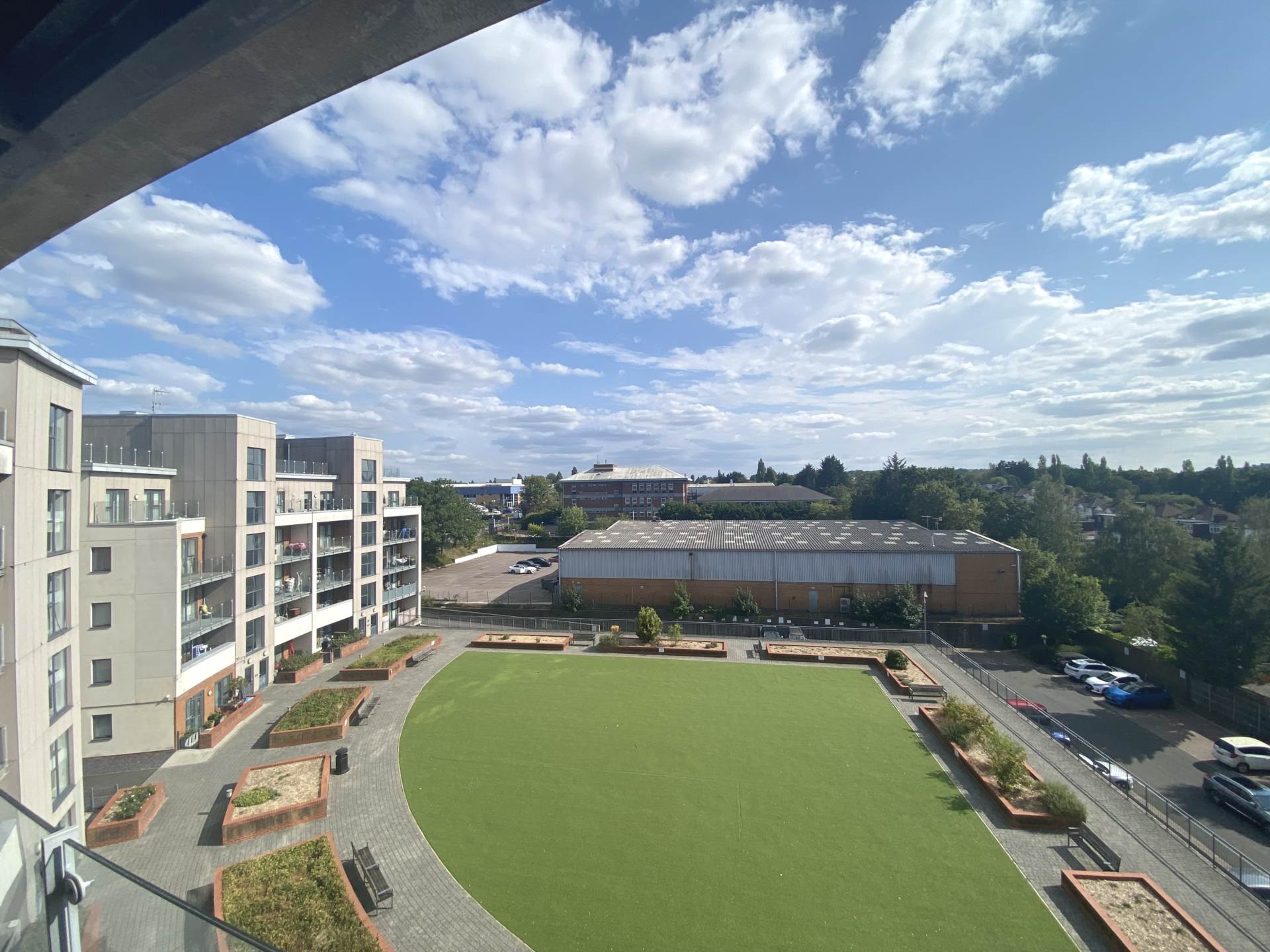Manor Way, Borehamwood, Image 5