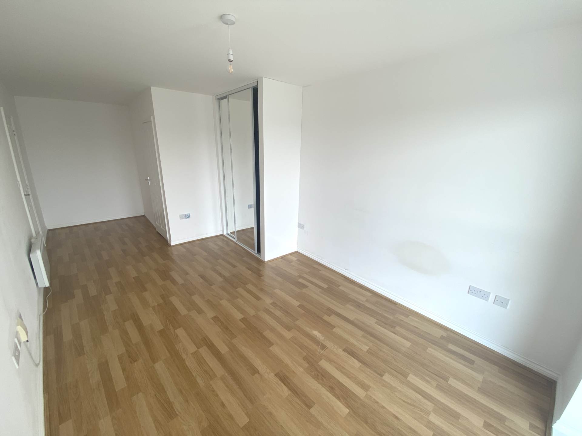 Manor Way, Borehamwood, Image 7