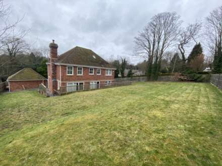 The Avenue, Welwyn, Image 9