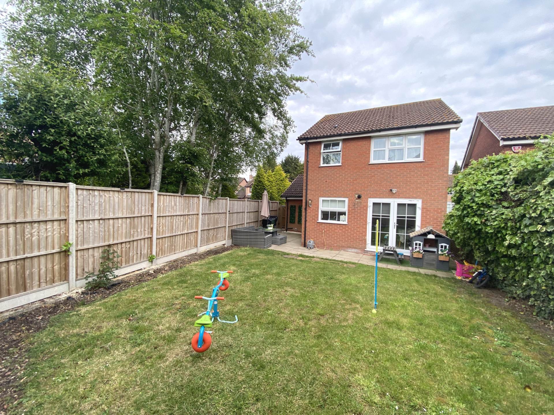 The Campions, Borehamwood, Image 11