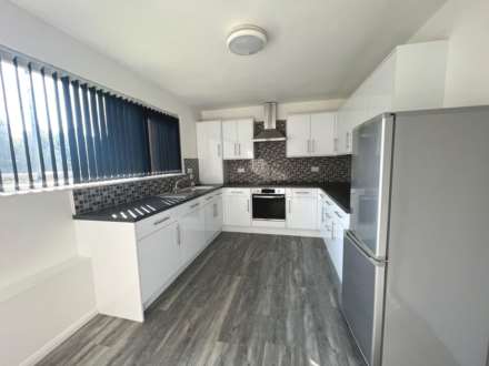 Watling Street, Radlett, Image 4