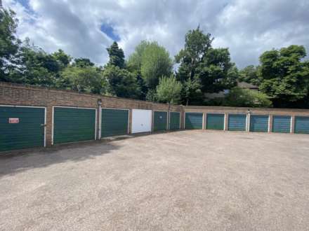 Sherland Court, The Dell, Image 12