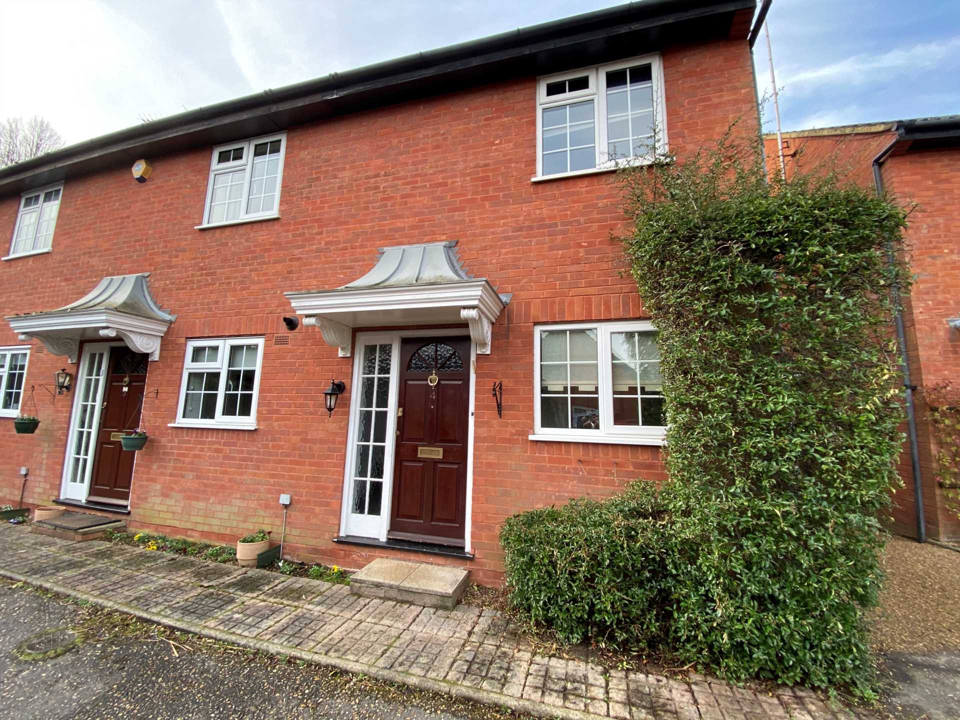 Athlone Close, Radlett, Image 1