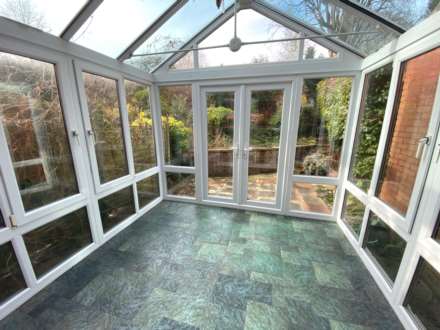 Athlone Close, Radlett, Image 4