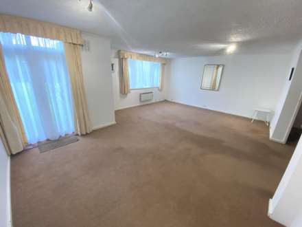 Boreham Holt, Elstree, Image 3