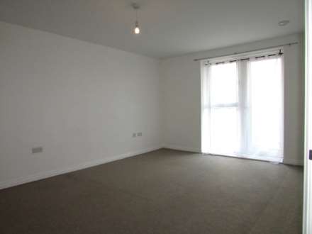 Manor Way, Borehamwood, Image 5