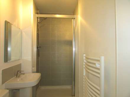 Manor Way, Borehamwood, Image 7