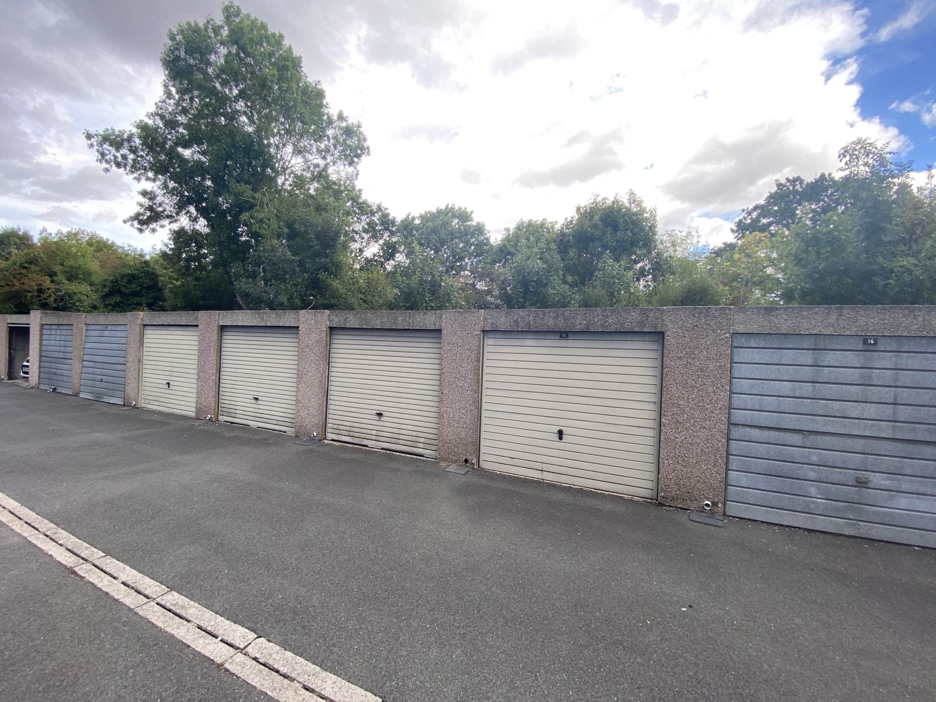 Lakeside Court, Elstree, Image 13